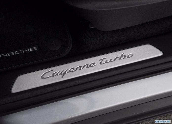 2018 Porsche Cayenne Turbo - фотография 164 из 204