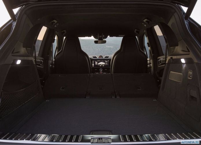 2018 Porsche Cayenne Turbo - фотография 168 из 204