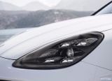 porsche_2018_cayenne_turbo_171.jpg