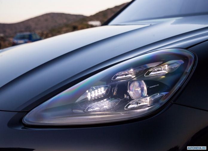 2018 Porsche Cayenne Turbo - фотография 173 из 204