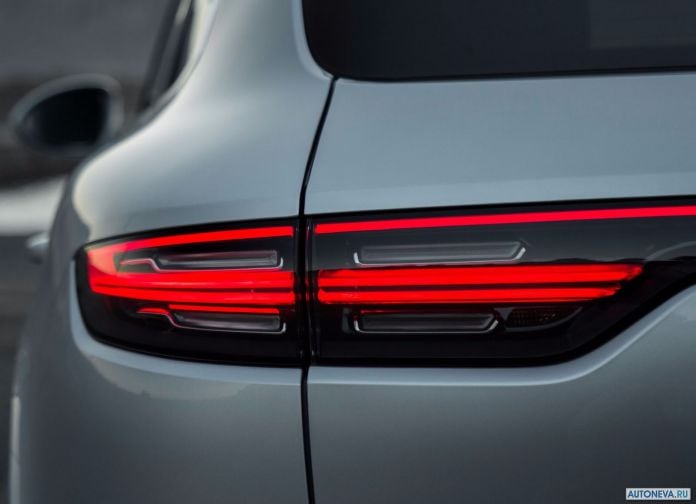 2018 Porsche Cayenne Turbo - фотография 176 из 204