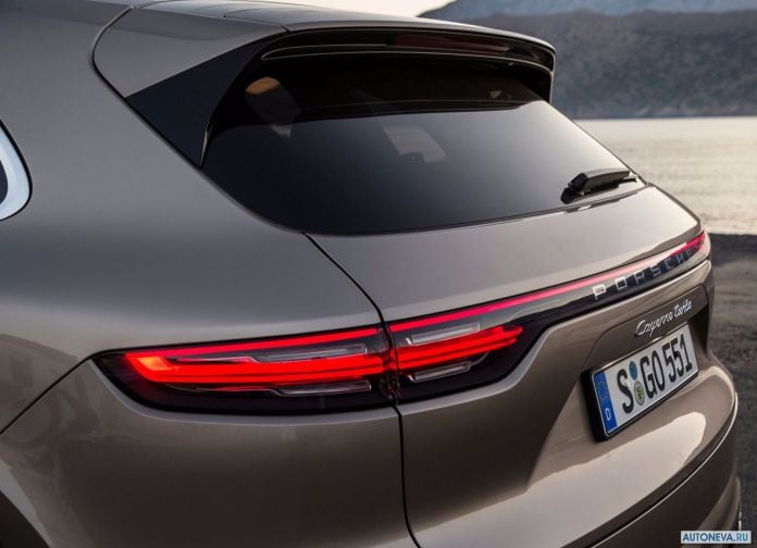 2018 Porsche Cayenne Turbo - фотография 177 из 204