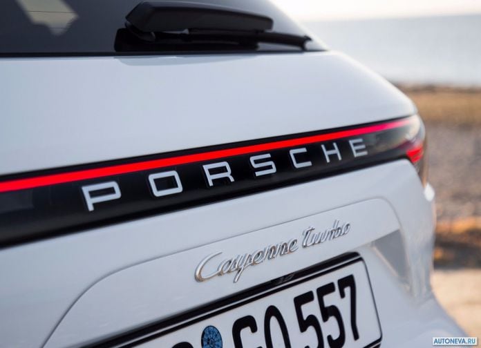 2018 Porsche Cayenne Turbo - фотография 191 из 204