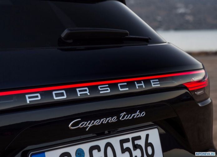 2018 Porsche Cayenne Turbo - фотография 192 из 204
