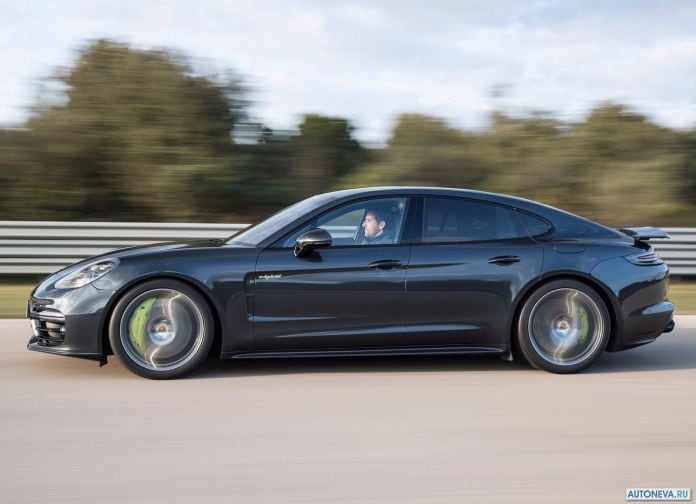 2018 Porsche Panamera Turbo S E-hybrid - фотография 24 из 81