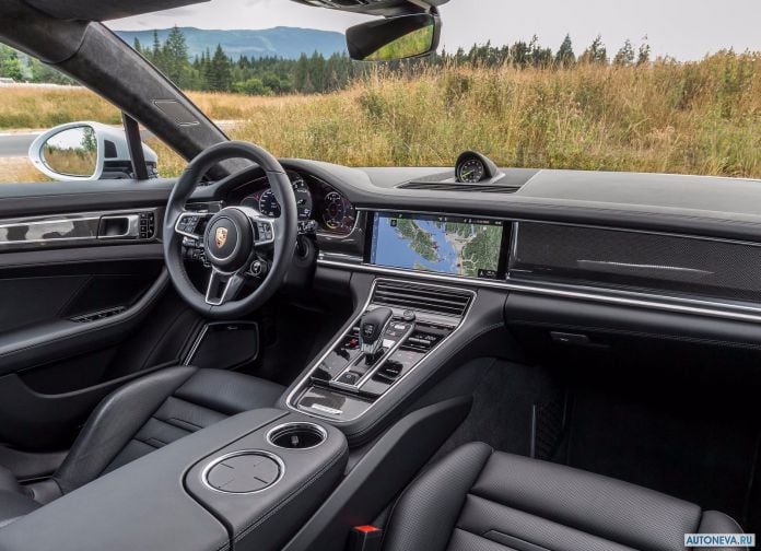 2018 Porsche Panamera Turbo S E-hybrid - фотография 64 из 81