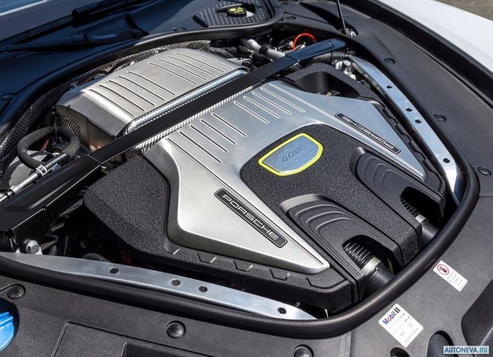 2018 Porsche Panamera Turbo S E-hybrid - фотография 80 из 81