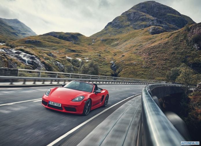 2019 Porsche 718 Boxster T - фотография 10 из 51