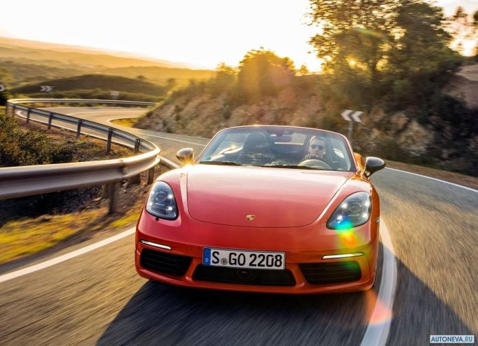 2019 Porsche 718 Boxster T - фотография 30 из 51