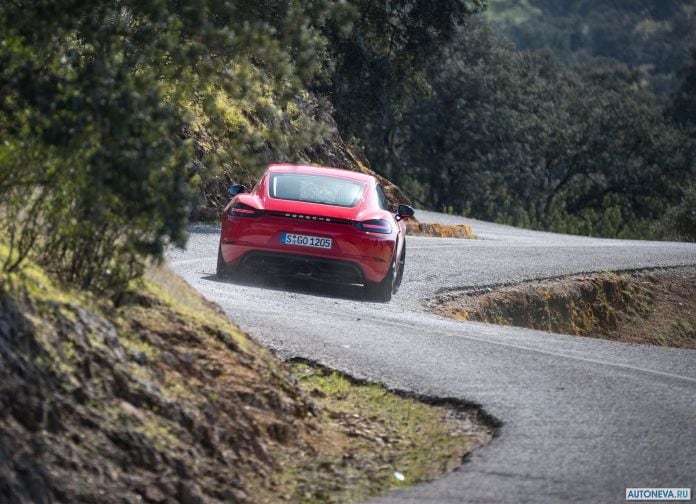 2019 Porsche 718 Cayman T - фотография 41 из 66