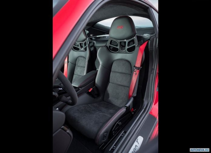 2019 Porsche 718 Cayman T - фотография 65 из 66