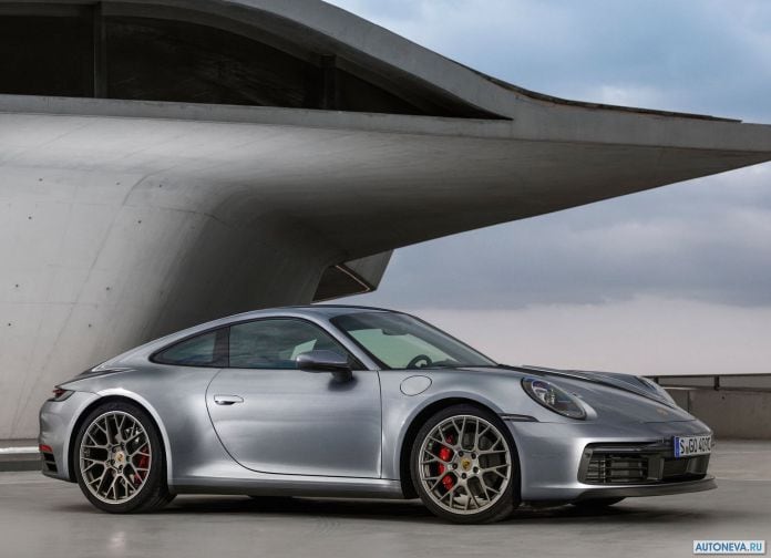 2019 Porsche 911 Carrera 4S - фотография 2 из 254