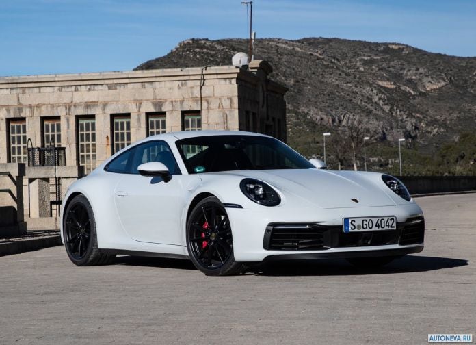 2019 Porsche 911 Carrera 4S - фотография 13 из 254