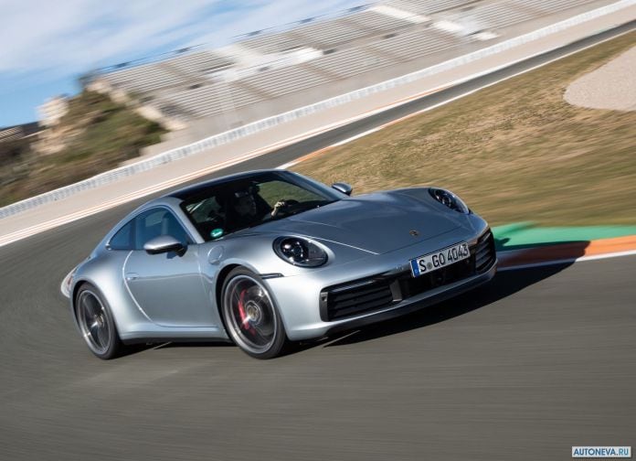 2019 Porsche 911 Carrera 4S - фотография 37 из 254