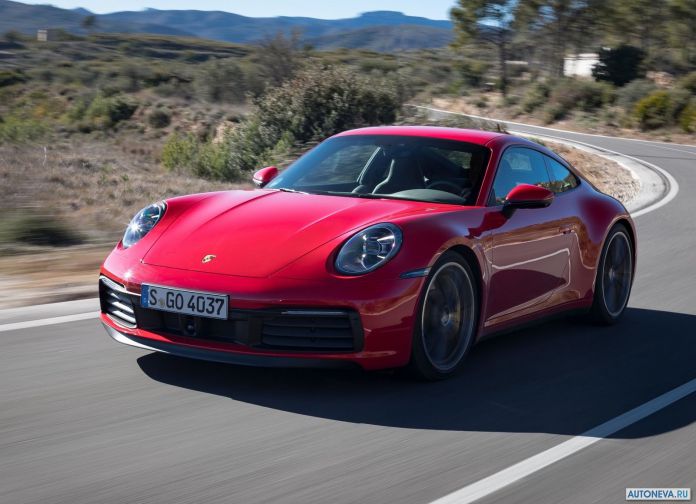 2019 Porsche 911 Carrera 4S - фотография 44 из 254