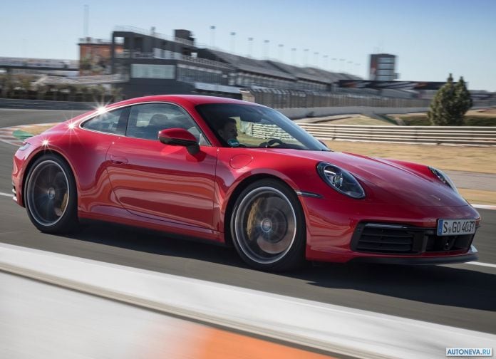 2019 Porsche 911 Carrera 4S - фотография 48 из 254