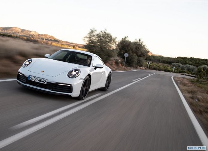 2019 Porsche 911 Carrera 4S - фотография 56 из 254