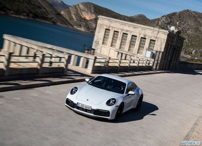 2019 Porsche 911 Carrera 4S - фотография 60 из 254
