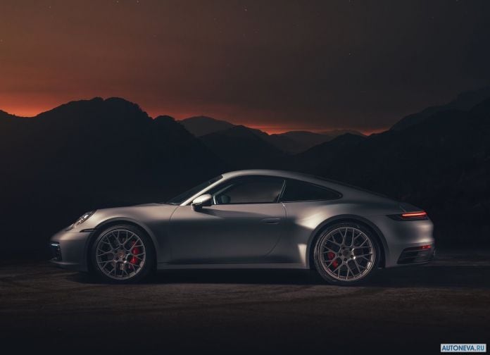 2019 Porsche 911 Carrera 4S - фотография 77 из 254
