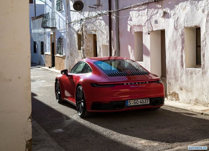2019 Porsche 911 Carrera 4S - фотография 96 из 254