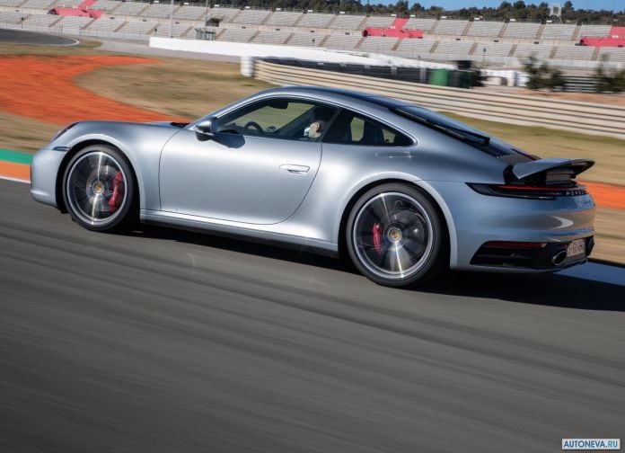 2019 Porsche 911 Carrera 4S - фотография 106 из 254