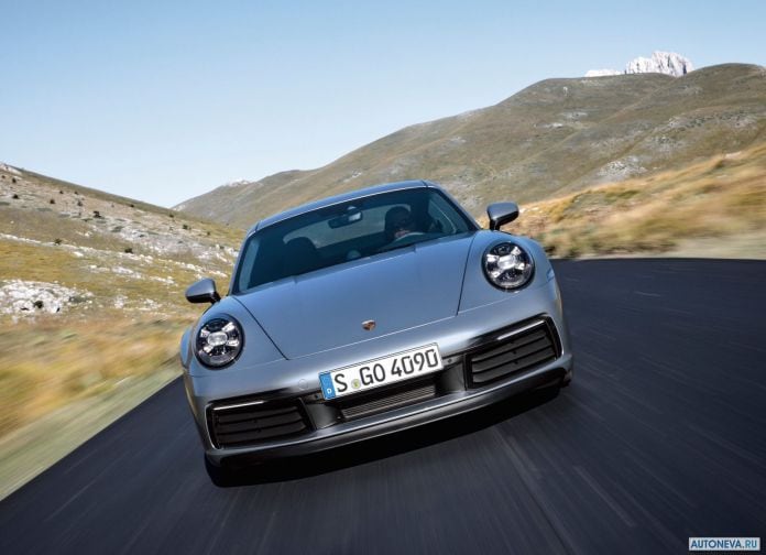 2019 Porsche 911 Carrera 4S - фотография 122 из 254