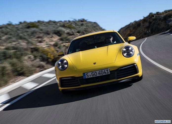 2019 Porsche 911 Carrera 4S - фотография 126 из 254