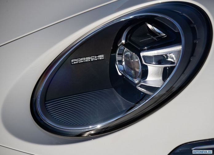 2019 Porsche 911 Carrera 4S - фотография 198 из 254