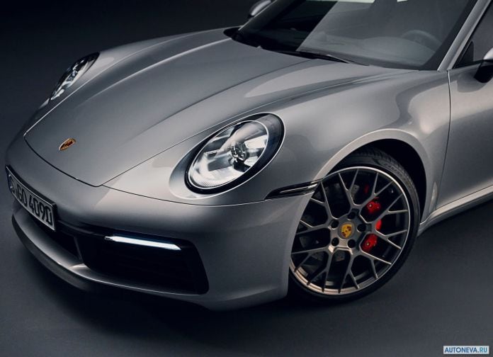 2019 Porsche 911 Carrera 4S - фотография 206 из 254