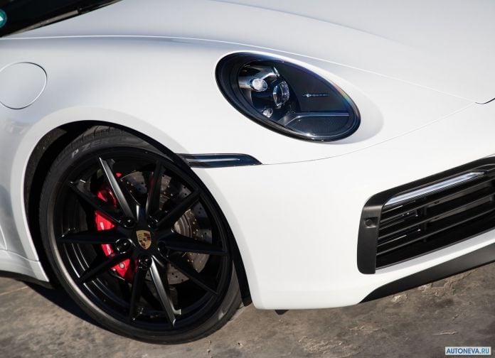 2019 Porsche 911 Carrera 4S - фотография 209 из 254