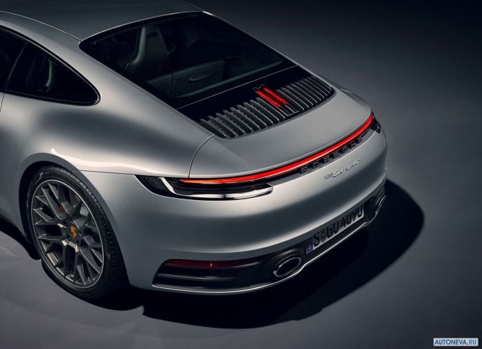 2019 Porsche 911 Carrera 4S - фотография 213 из 254