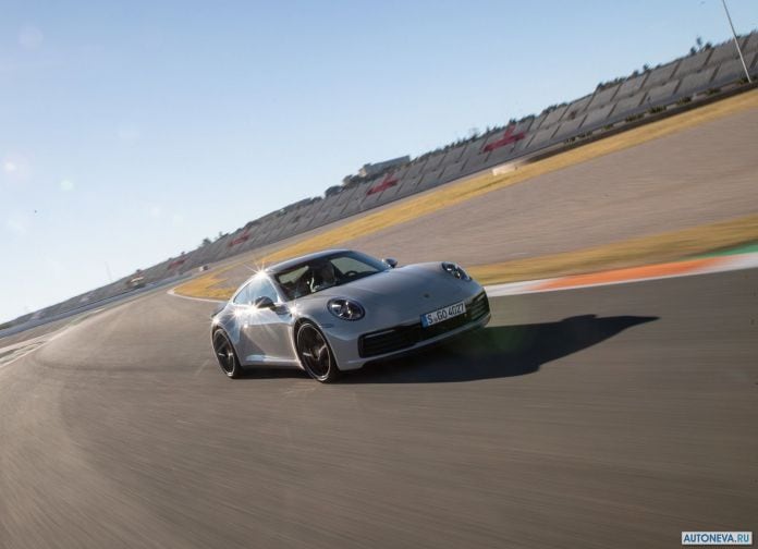 2019 Porsche 911 Carrera S - фотография 31 из 150