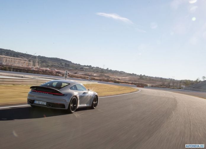 2019 Porsche 911 Carrera S - фотография 73 из 150
