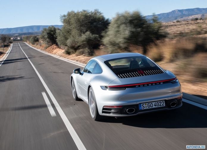 2019 Porsche 911 Carrera S - фотография 86 из 150