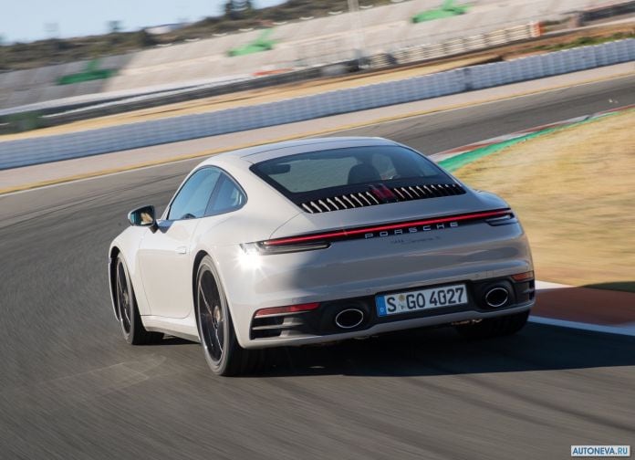 2019 Porsche 911 Carrera S - фотография 89 из 150