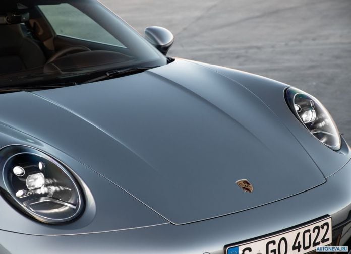 2019 Porsche 911 Carrera S - фотография 130 из 150