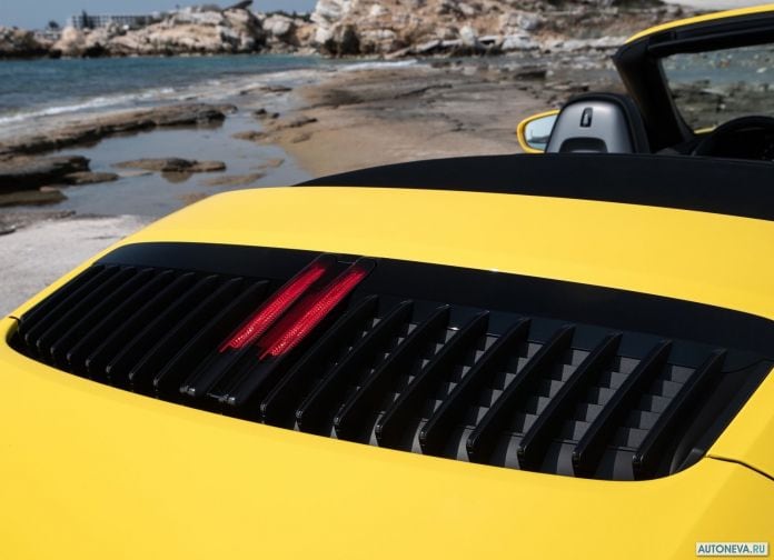 2019 Porsche 911 Carrera S Cabriolet - фотография 233 из 250