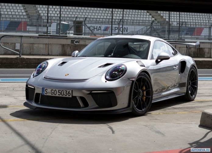 2019 Porsche 911 GT3 RS - фотография 1 из 180