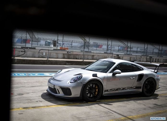 2019 Porsche 911 GT3 RS - фотография 6 из 180