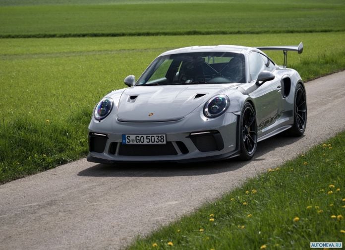 2019 Porsche 911 GT3 RS - фотография 8 из 180
