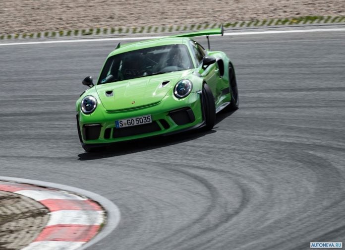 2019 Porsche 911 GT3 RS - фотография 34 из 180 2019 Porsche 911 GT3 RS - фотография 34 из 180
