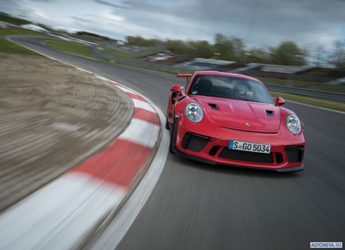 2019 Porsche 911 GT3 RS - фотография 44 из 180