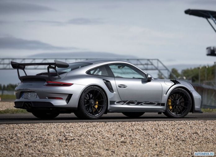 2019 Porsche 911 GT3 RS - фотография 51 из 180