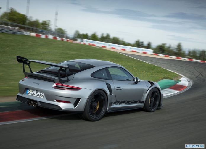 2019 Porsche 911 GT3 RS - фотография 71 из 180