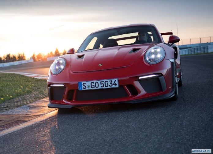 2019 Porsche 911 GT3 RS - фотография 89 из 180