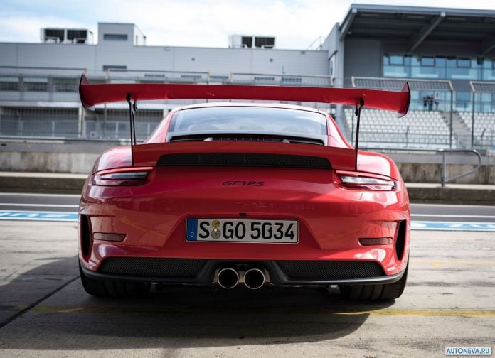 2019 Porsche 911 GT3 RS - фотография 96 из 180