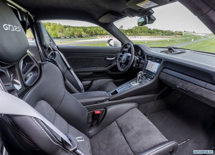 2019 Porsche 911 GT3 RS - фотография 109 из 180