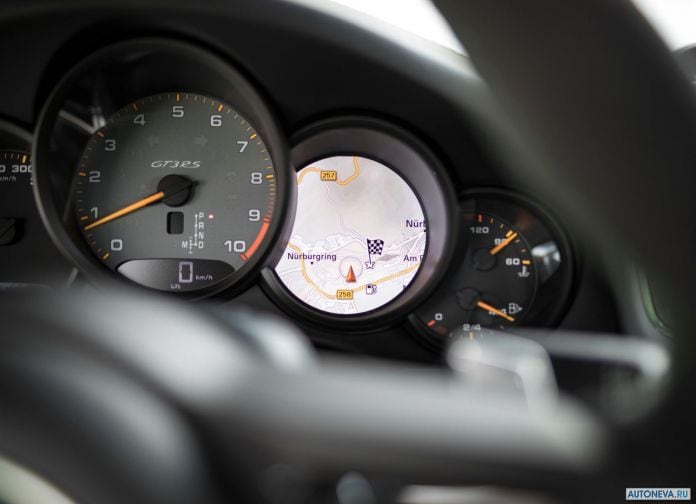 2019 Porsche 911 GT3 RS - фотография 115 из 180