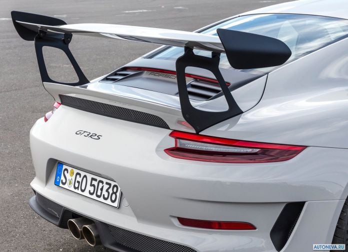 2019 Porsche 911 GT3 RS - фотография 132 из 180