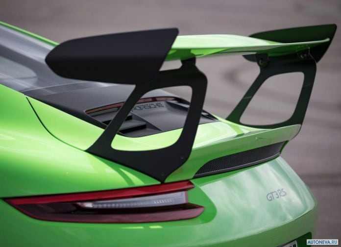 2019 Porsche 911 GT3 RS - фотография 135 из 180